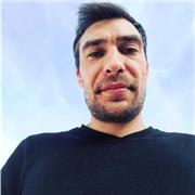 Un Profesor del Ingles con mucho experiencia en todos niveles y edades. Especialista en preparación para el examens oficiales